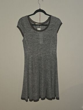 Mystree Heather Gray Ribbed Knit Tee